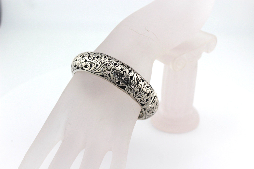 Vintage Heavy Sterling Silver India Etched Filagree Bracelet w/Safety Chain